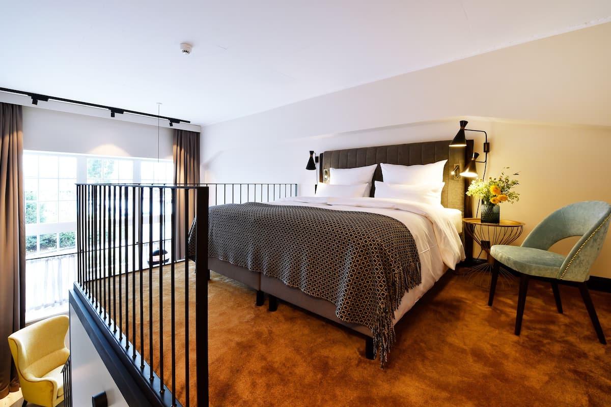 Dubbelrum (Loft Harbour) | 1 sovrum, allergitestade sängkläder och minibar