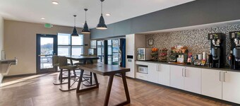 Extended Stay America Premier Suites Savannah Pooler