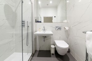 Bathroom - A lews castle that sleeps 2 guests  in 1 bedroom (Isle of Lewis)