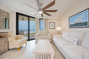 Flat-screen TV - 🏖Phoenix III 3014 - First Floor 2BR Beauty at Phoenix III🌊 (Orange Beach)