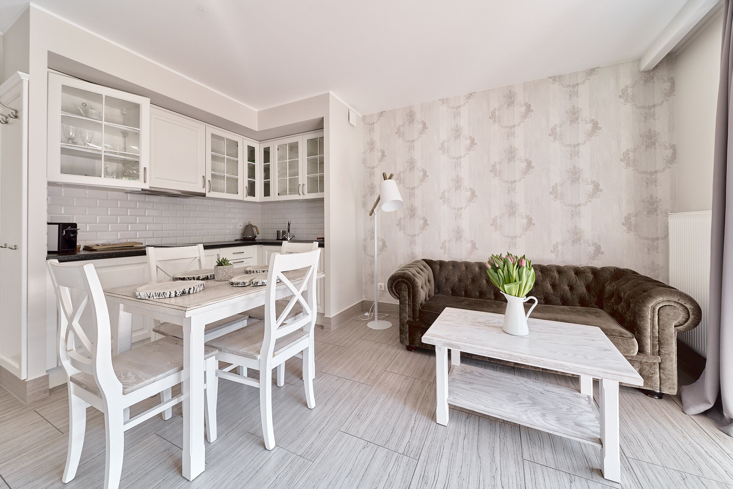 Deluxe-Apartment, Bergblick | Eigene Kochnische | Großer Kühlschrank, Herdplatte, Geschirrspüler