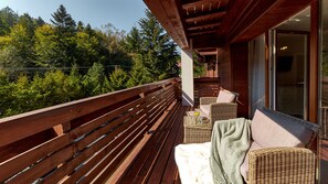 Deluxe Apartment, Mountain View | Terrace/patio