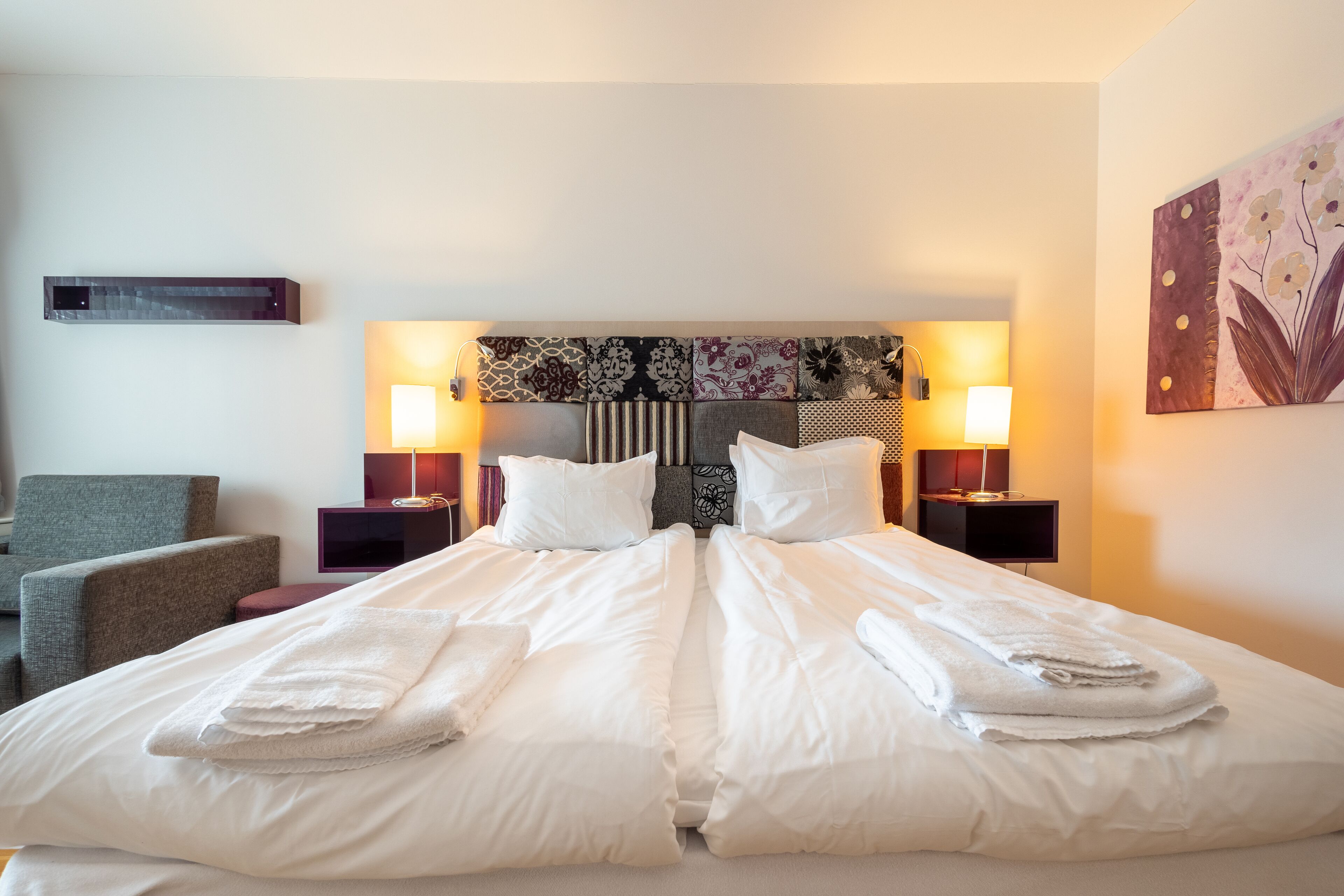 premium medium | 1 bedroom, hypo-allergenic bedding, desk, laptop workspace