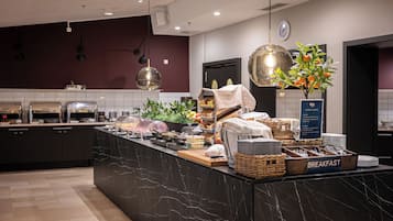 Gratis frukostbuffé varje dag