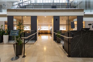 Breakfast, lunch and dinner served