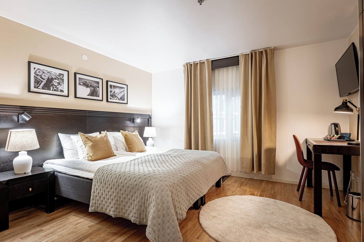 Atrium Small | Ropa de cama hipoalergénica y escritorio