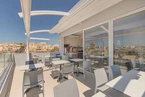 Rooftop terrace - Dun Gorg Guest House (Marsaxlokk)