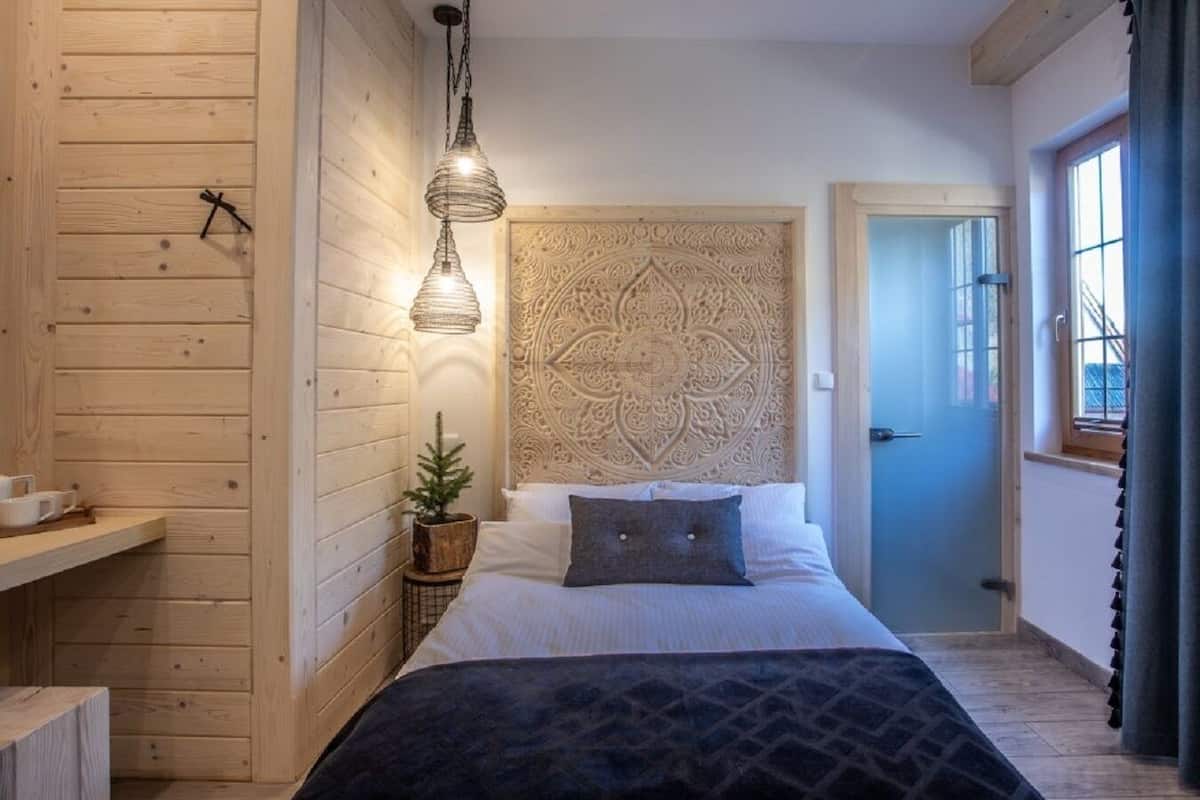 Cortinas blackout, tabla de planchar con plancha y wifi gratis