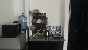 Studio Deluxe | Cuisine privée | Bouilloire électrique