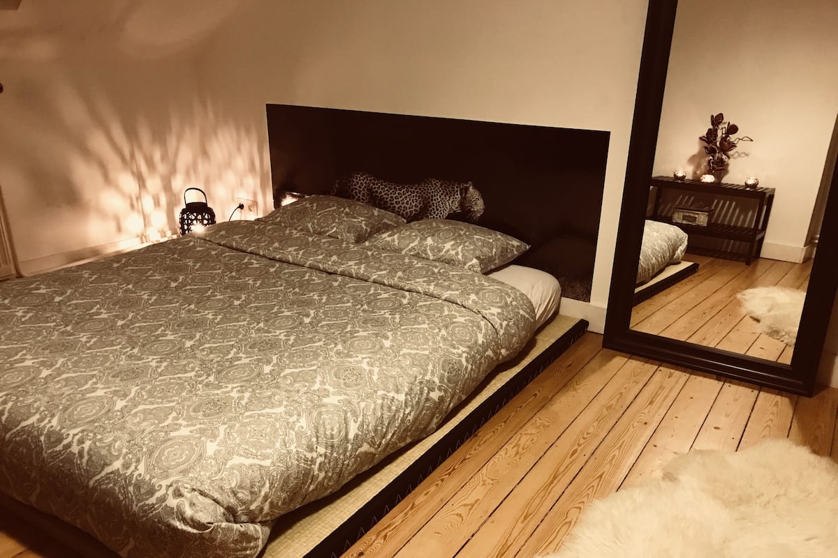 1 bedroom, premium bedding, individually decorated