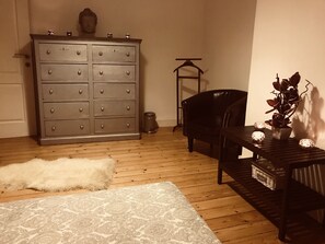 Basic Room | Premium bedding, individually decorated, individually furnished - Chic Cocoon (Brussels)