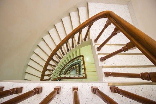 Staircase - Hotel Suite Palace (Dhaka)