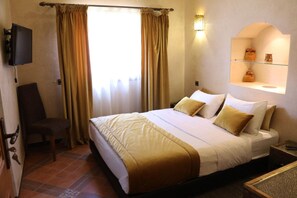 더블룸 | 책상, 무료 WiFi, 침대 시트