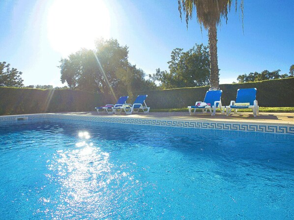 Piscine extérieure