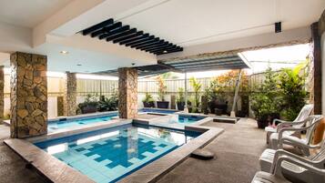 3 outdoor pools