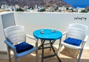 تناول الطعام بالخارج