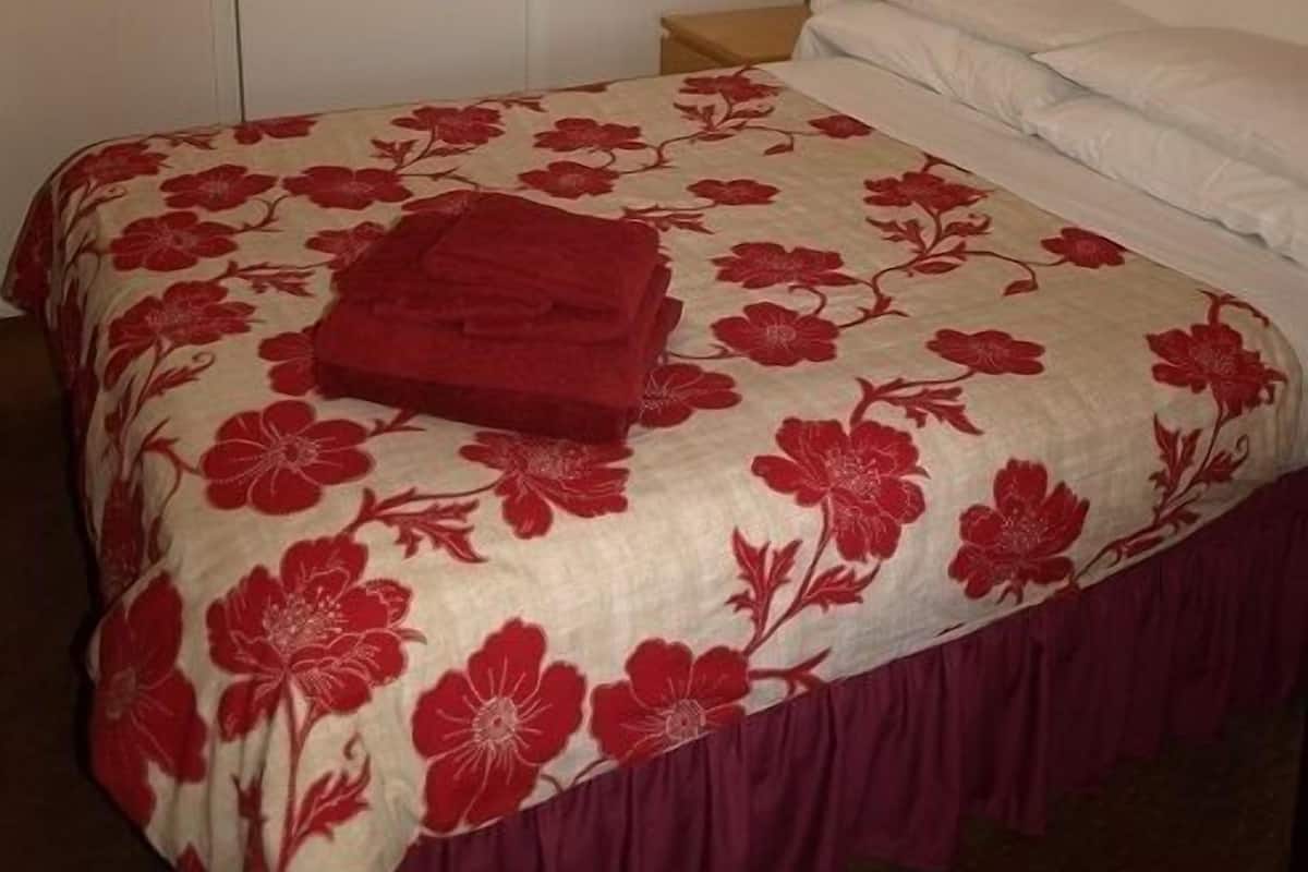 Camera doppia (En-suite) | Wi-Fi gratuito, lenzuola