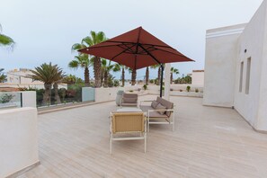 Apartment LGZIRA (First floor) | Terrasse/Patio