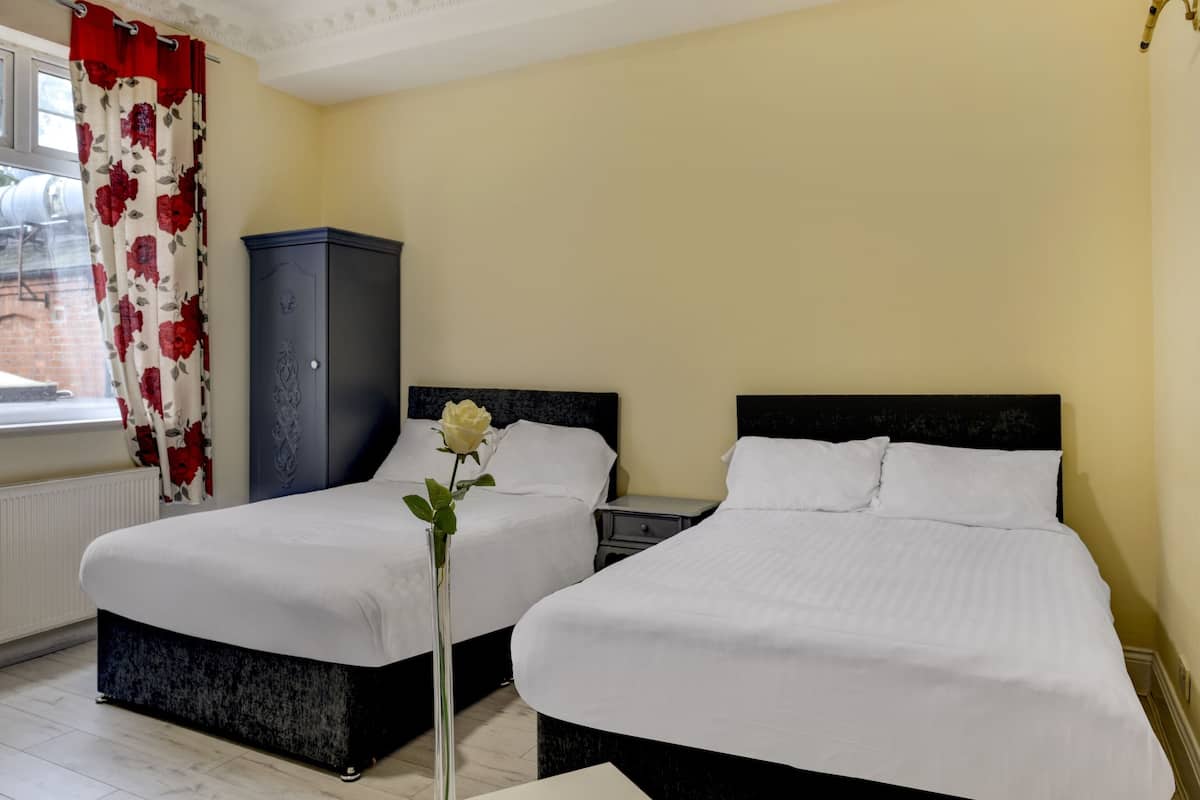 Family Room, Multiple Beds (Family of 4) | 1 bedroom, desk, iron/ironing board, free WiFi