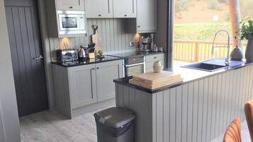 Microwave, oven, dishwasher