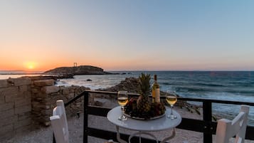 Deluxe Apartment, Hot Tub, Sea View (suite 1) | Balcony