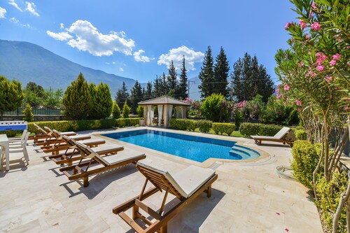 4 bedroom Panorama villas Villa F for rent ölüdeniz fethiye