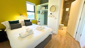 2 habitaciones, tabla de planchar con plancha y wifi 