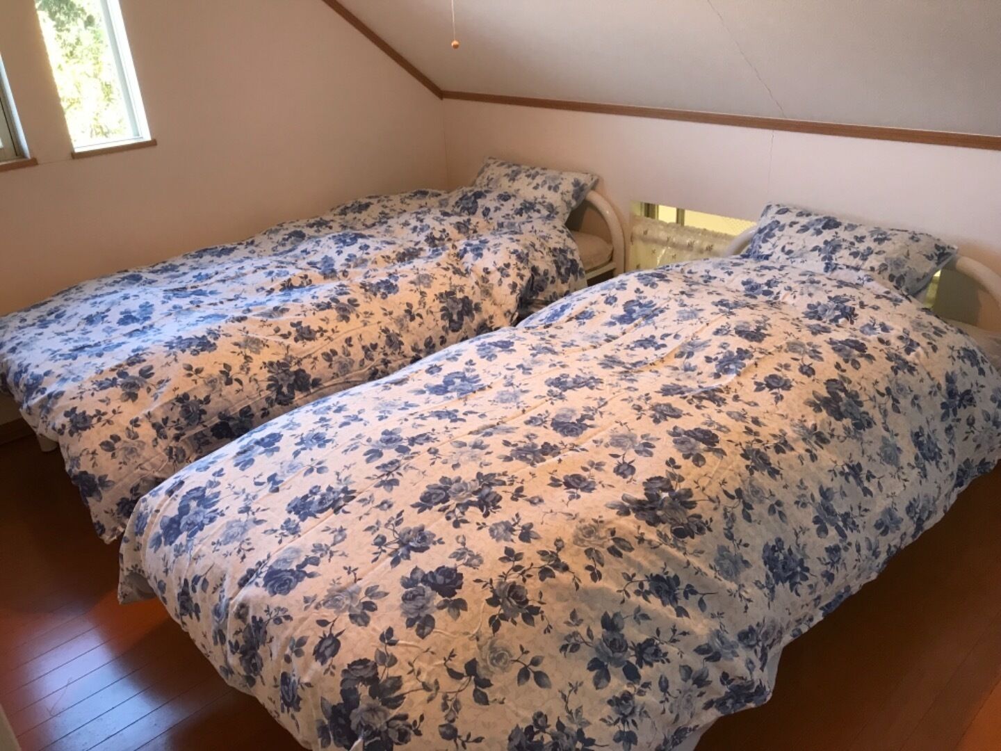 2 多间卧室、熨斗/熨衣板、床单