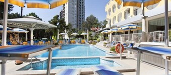 ホテル コロラド