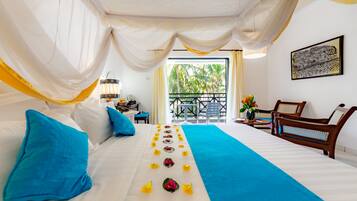 Family Room | In-room safe, desk, free cribs/infant beds, free WiFi