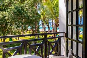 Deluxe Double or Twin Room with Partial Sea View | Balcony view