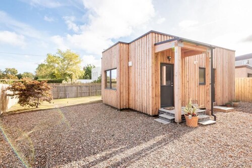 The Garden House Free Parking Central