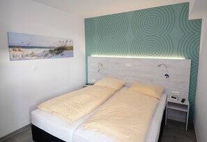 2 chambres, fer et planche à repasser, lit parapluie, Wi-Fi gratuit