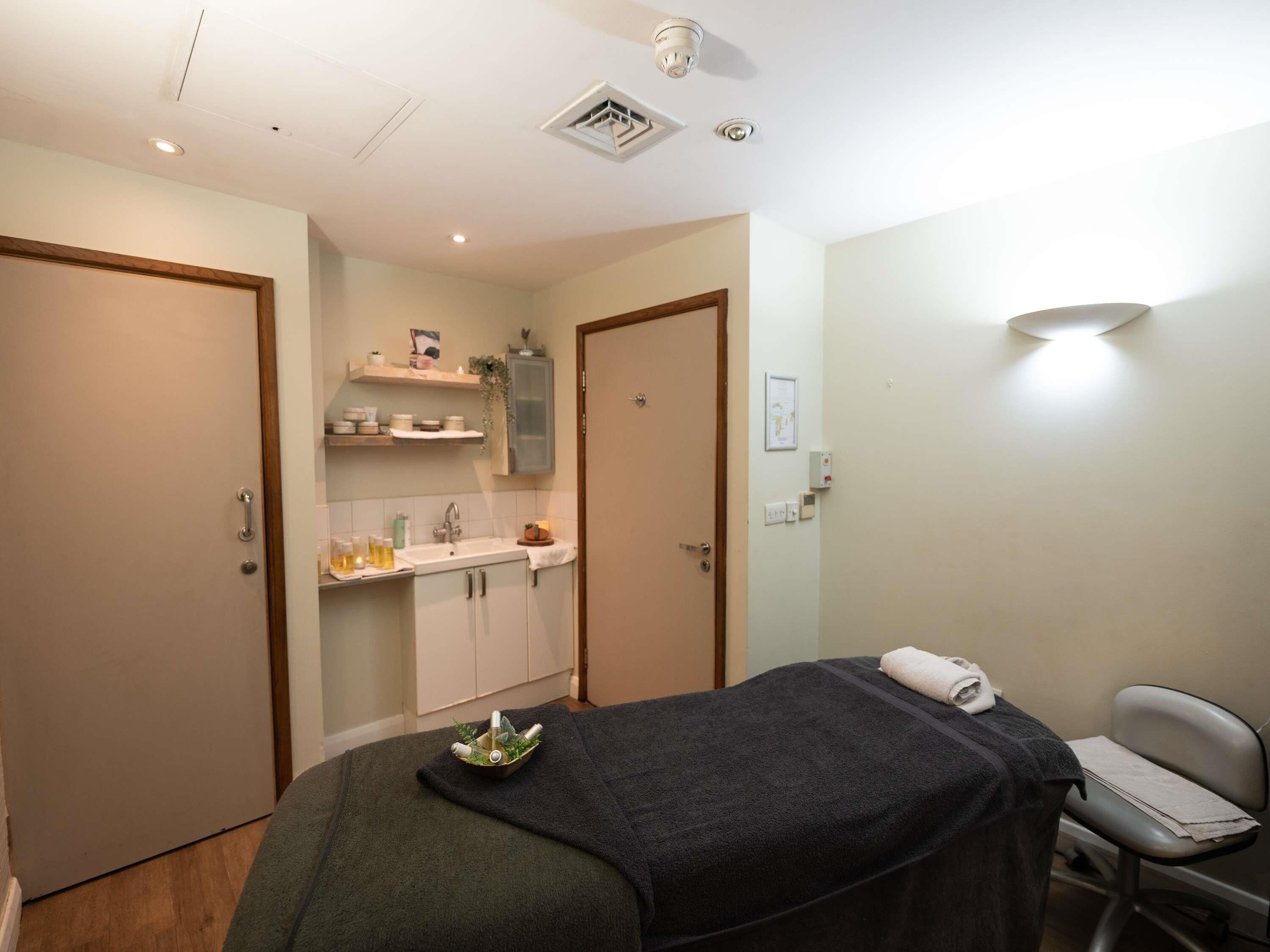 Body treatments, body wraps, body scrubs, facials, 5 treatment rooms