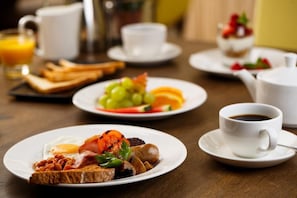 Buffet breakfast on weekdays (GBP 16.00 per person)
