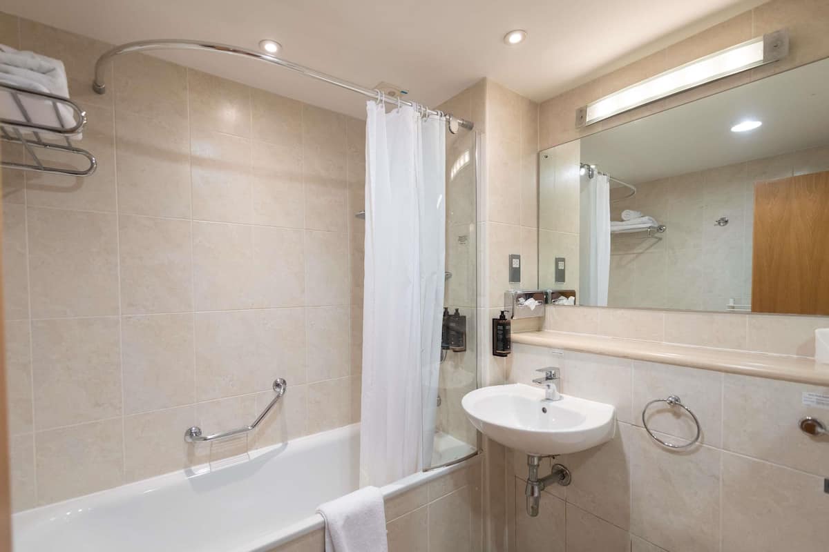 Individually decorated, blackout curtains, iron/ironing board, free WiFi
