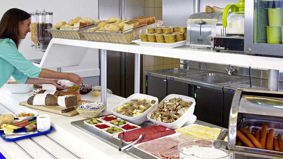 ibis budget Warszawa West Station