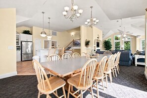 Dining - AMAZING HOME in Four Seasons in Duck! Private Pool! 10% OFF available summer weeks! (Duck)