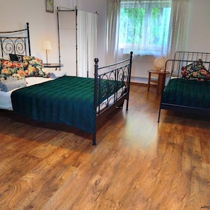 1 bedroom, iron/ironing board, free WiFi, bed sheets