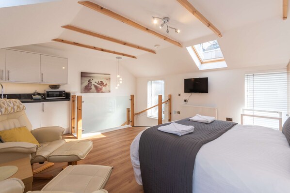 獨特裝修、熨斗/熨衫板、免費 Wi-Fi、床單