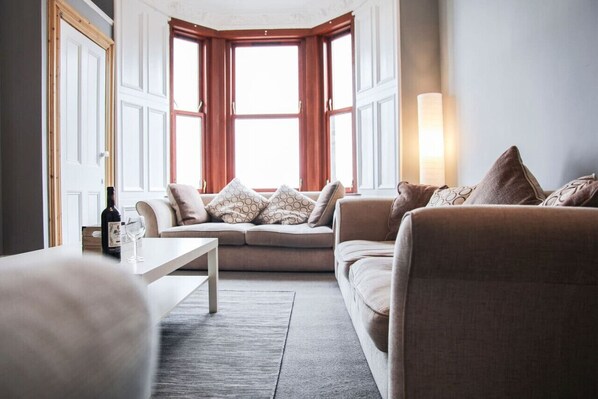 Flat-screen TV, DVD player