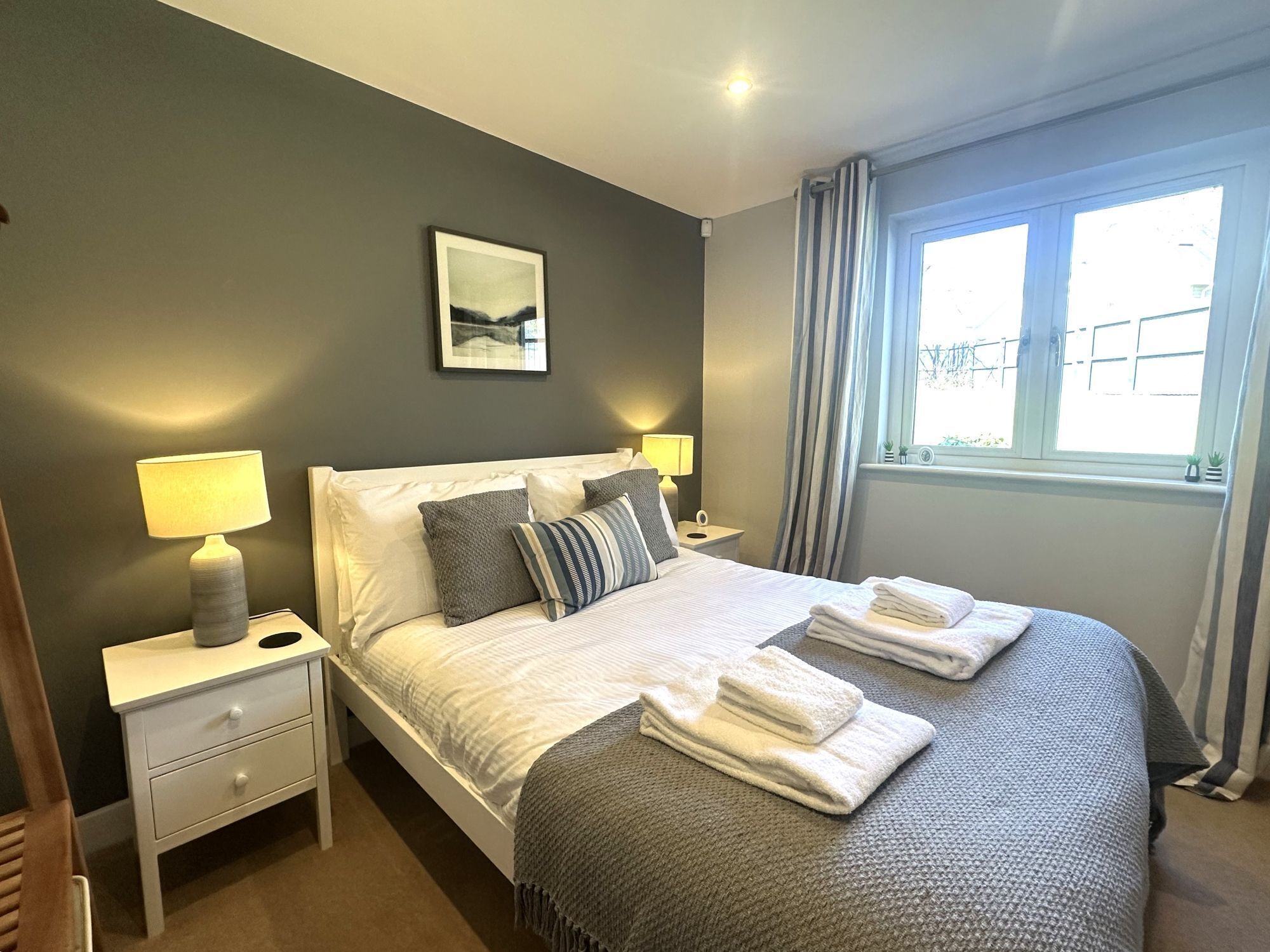 4 bedrooms, iron/ironing board, WiFi