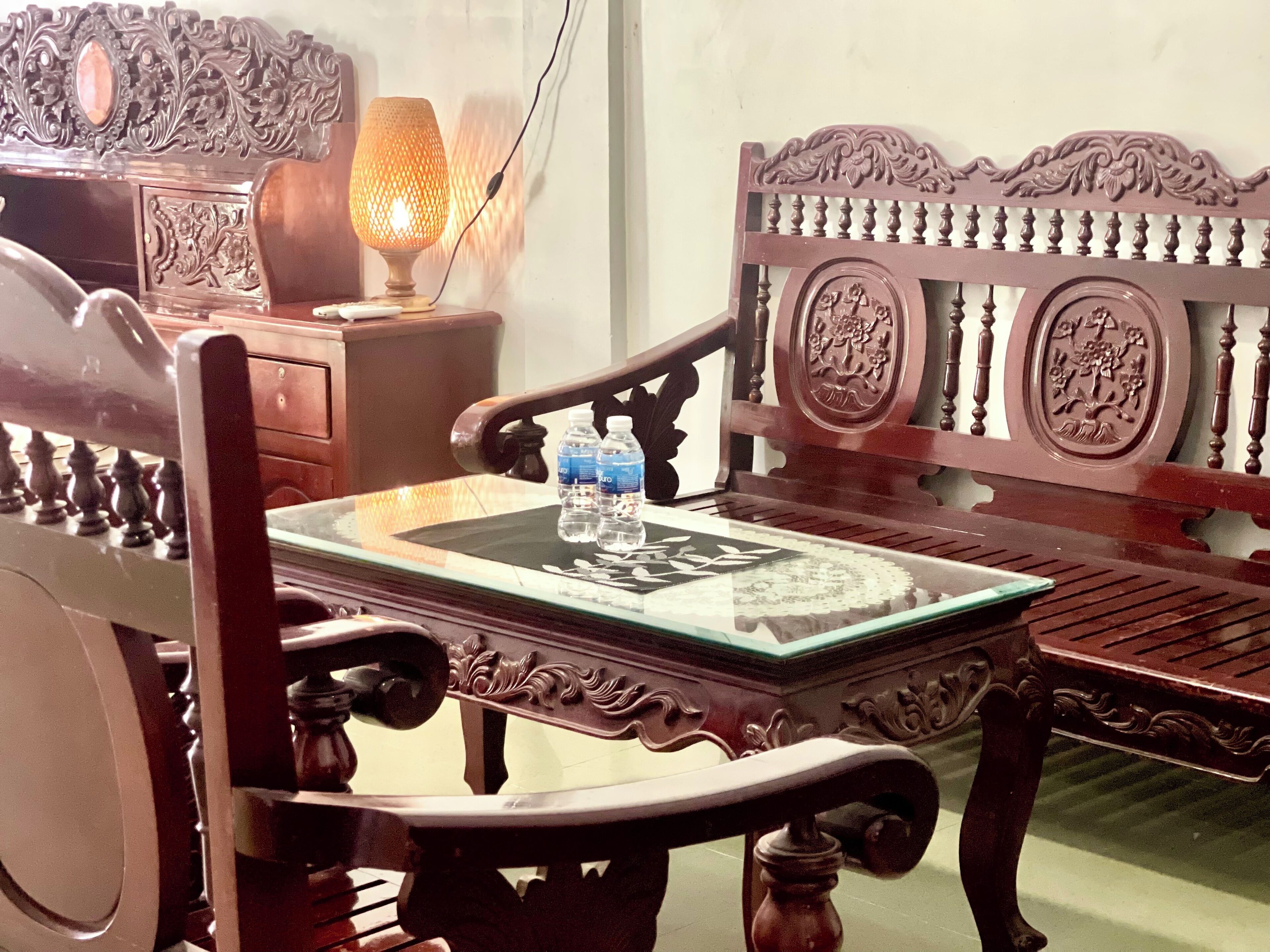 标准双人房 | 客房内保险箱、遮光窗帘、隔音、免费 WiFi