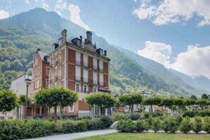 Exterior - Residence Regina Cauterets <br>large apartment in the center of town (Cauterets)