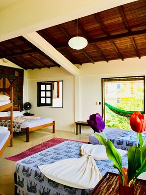 Family Room (Vista Mar 8) - Casas Coloniais (Cairu)