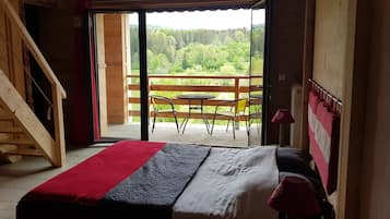 Comfort Room | 1 bedroom, Egyptian cotton sheets, premium bedding, Select Comfort beds