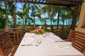 Seafront Studio | Terrace/patio - Residence Peramal (Grand-Baie)