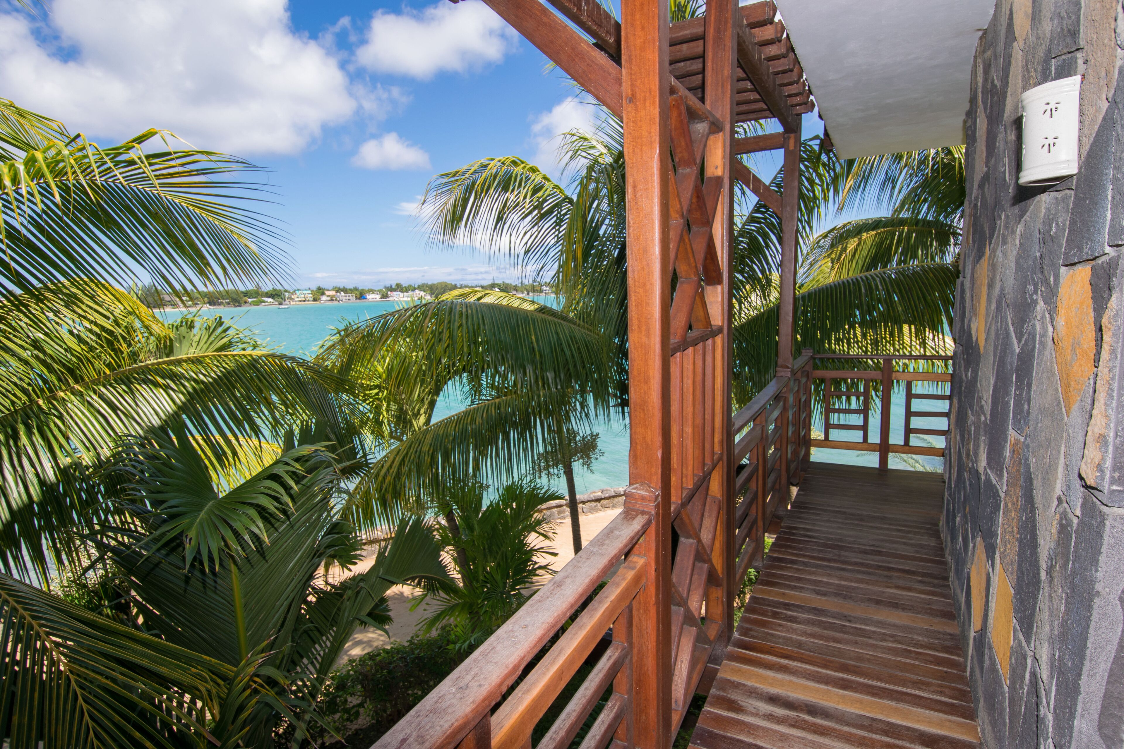 全景公寓, 海景 | 陽台