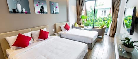 1 habitación y escritorio