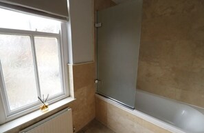 Bathroom - The Townhouse (Scarborough)